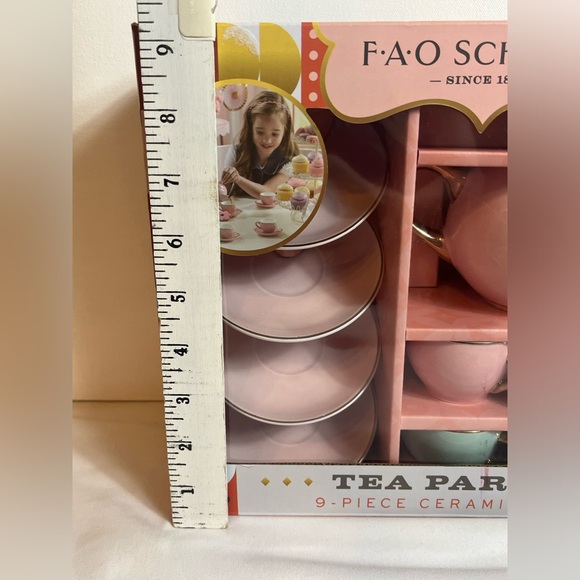 F.A.O Schwarz 9 Piece-3 Color Tea Party English Porcelain Set-Hand Painted Glaze - Picture 10 of 11